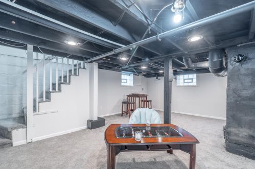 335 Montana St, Milwaukee WI 53219-3076 exterior