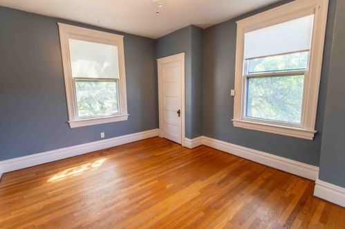 829 Braddock Ave, Pittsburgh PA 15221-3421 exterior