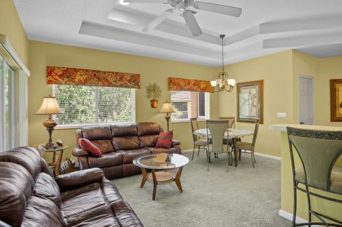 8252 Mulligan Cir, Fort Pierce FL exterior