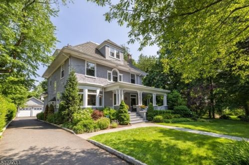 12 Woodland Rd, Maplewood, NJ 07040-1227