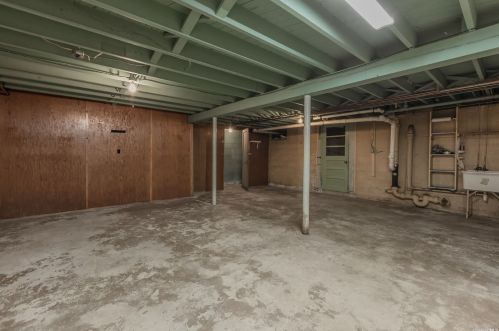 23 7 Ave, Huntington Station NY 11746-2209 exterior