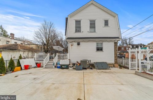 6533 Camac St, Philadelphia PA  19126-3630 exterior