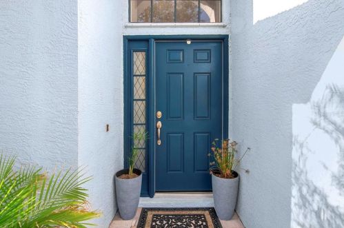 12219 Bishopsford Dr, Tampa FL 33626-1317 exterior