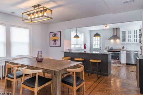 30 Randolph Pl, Town Center NJ  07052-4808 exterior