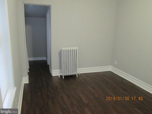 2248 18 St, Philadelphia PA 19140-1014 exterior