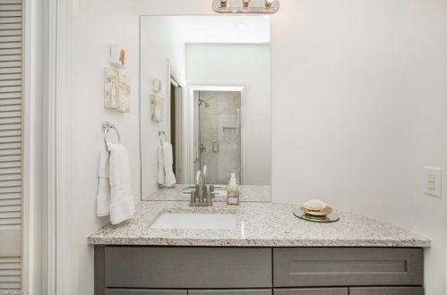 114 Edgemere Way, Naples FL 34105-7107 exterior