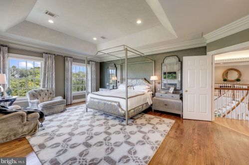 11720 Centurion Way, Rockville MD 20854-6420 exterior