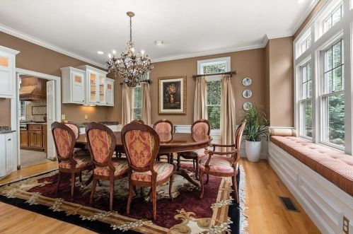 114 Franklin St, Newton MA 02458-2415 exterior