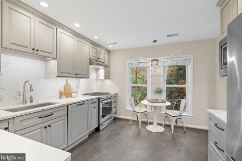 1634 Monroe St, Washington DC 20010-1803 exterior