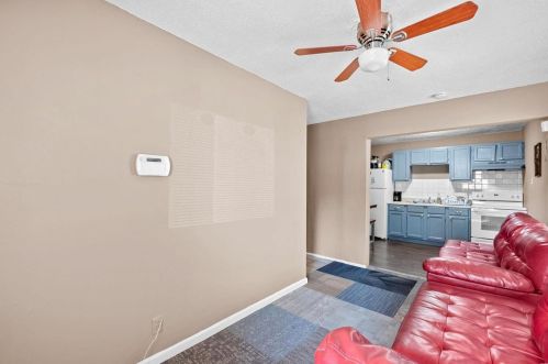 417 Mueller Ave, Saint Louis MO 63135-2538 exterior