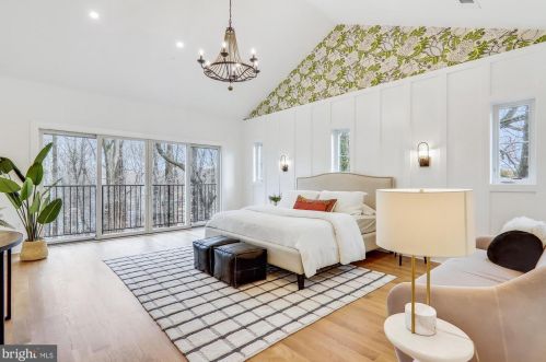 106 Geneva Ave, Silver Spring MD  20910-5105 exterior