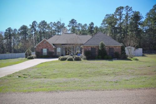 116 Belle Pointe Dr, Ruston, LA 71270-1692