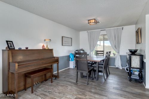 13229 40 St, Phoenix AZ 85018-1601 exterior