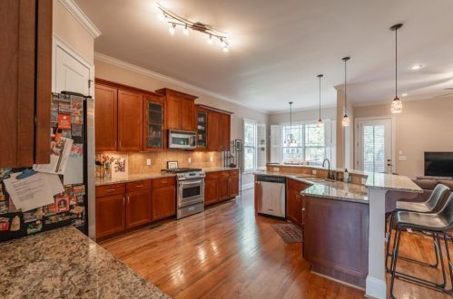 1110 Francis St, Atlanta GA 30318-5322 exterior