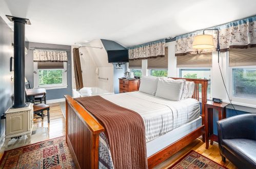 2617 3 St, Duluth MN 55812-1944 exterior