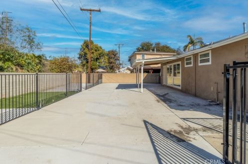 2020 Gregory Ave, Fullerton CA  92833-2626 exterior