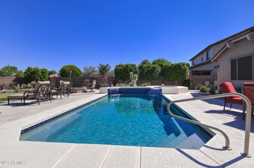 6151 Fresno St, Chandler AZ 85249-5589 exterior