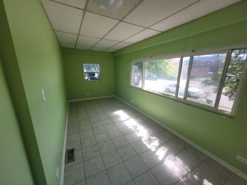 307 5 Ave, Broadview IL 60153-1192 exterior