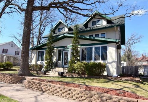 27 Stout St, Canton, WI 54868-1763