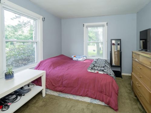 2263 Leigh Ave, Kalamazoo MI 49048-1140 exterior