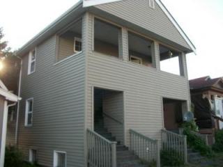 3811 Aurora Ave, Seattle, WA 98103-8702