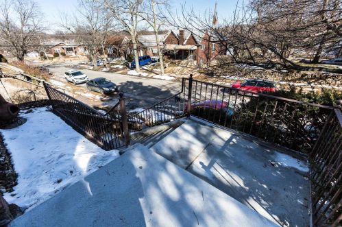 3351 Oak Hill Ave, Saint Louis MO 63116-3932 exterior