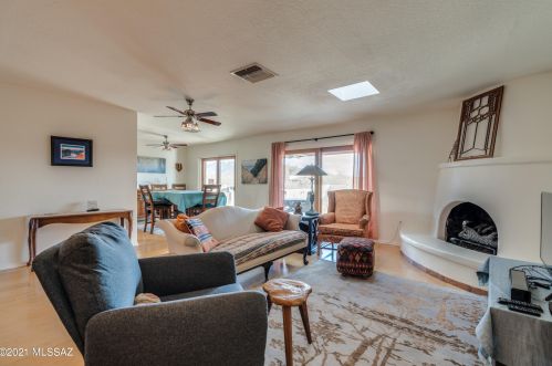 441 Camino Del Poso, Green Valley AZ 85614-2307 exterior