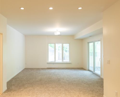 4900 Knapp St, Grand Rapids MI 49525-9436 exterior