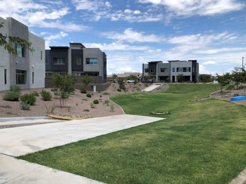 25429 19th Ln, Phoenix, AZ 85085-6981