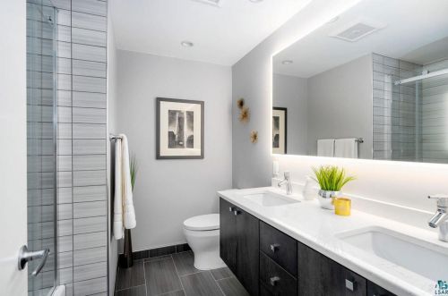 3818 Gladstone St, Duluth MN 55804-2321 exterior