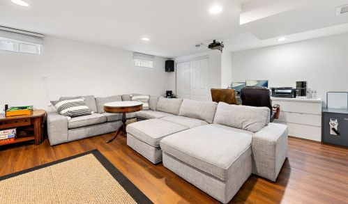 1527 Sunset Rdg Rd, Glenview IL 60025-2209 exterior