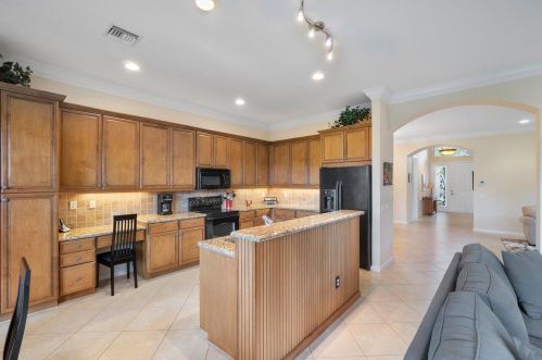 10591 Conway Trl, Boynton Beach FL 33437-3979 exterior