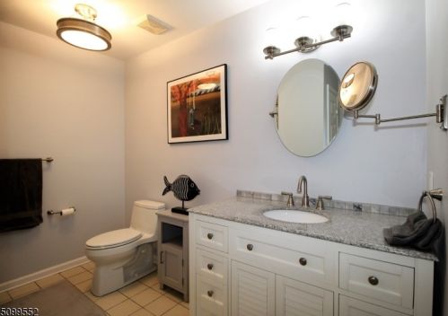 6316 Belmont Dr, Hackettstown NJ 07840-1603 exterior