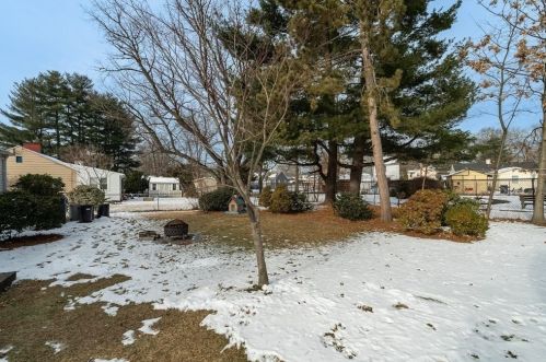 38 Ramah St, Springfield MA 01104-2741 exterior