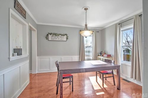 535 Front St, Green Brook NJ  08812-1009 exterior