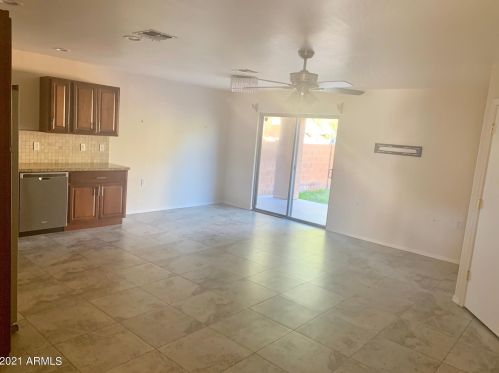 2912 Eberle Ln, Phoenix, AZ 85032-3709