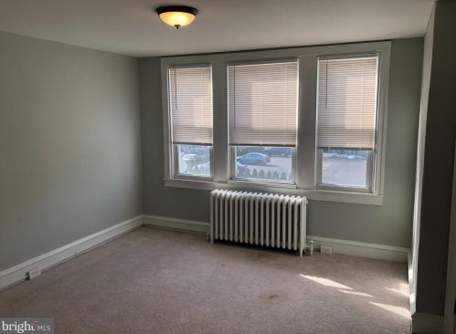 437 Godfrey Ave, Philadelphia PA 19126-3834 exterior