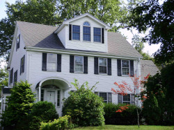 66 Grove St, Newton, MA 02466-2317