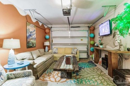 3906 Jarrett St, Milton FL  32571-2426 exterior