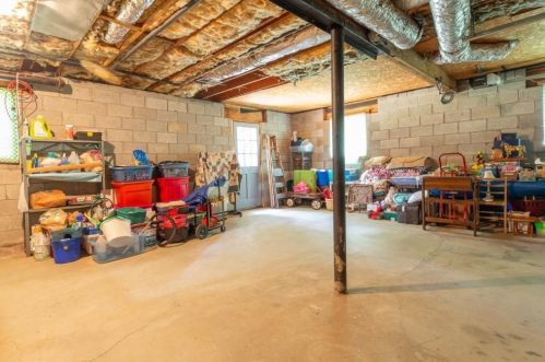 1866 Hillsway, Lithonia GA 30078-2481 exterior