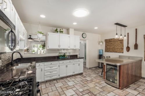 3317 13th Ave, Phoenix AZ  85013-4012 exterior