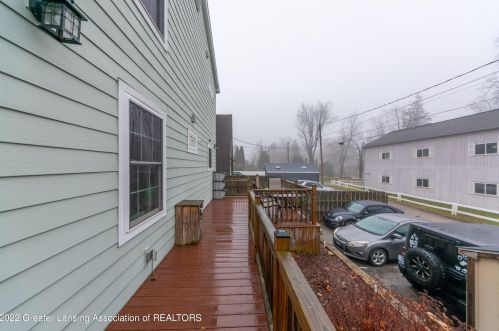 6249 Reynolds Rd, Haslett MI 48840-8906 exterior