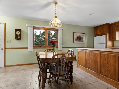 1044 Union Rd, Manitowoc WI 54220-9451 exterior