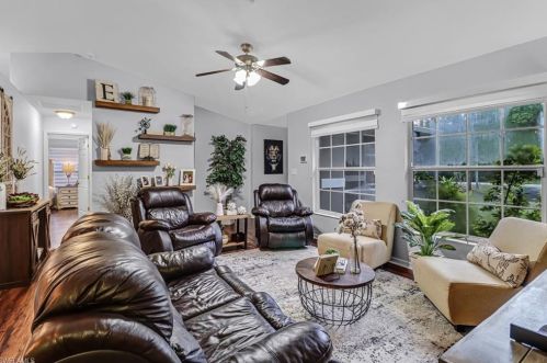 3780 8 Ave, Naples FL 34102-6842 exterior