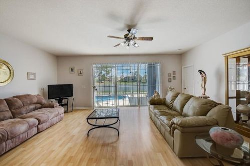 10905 Hoffner Edge Dr, Riverview FL 33579-4061 exterior