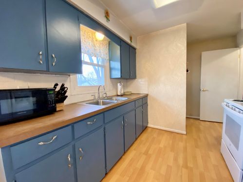 2541 Chassell St, Wyoming, MI