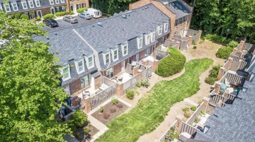 26 Independence Pl, Atlanta GA  30318-1505 exterior