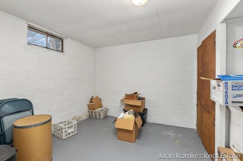 2533 Philo Ave, Meskegon MI 49441-1229 exterior