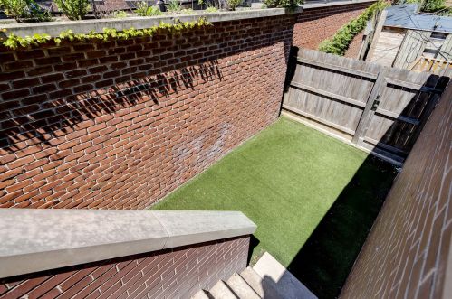 1512 Wieland St, Chicago IL 60610-1233 exterior