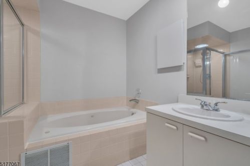 335 Greenfield Rd, Bridgewater NJ 08807-3710 exterior